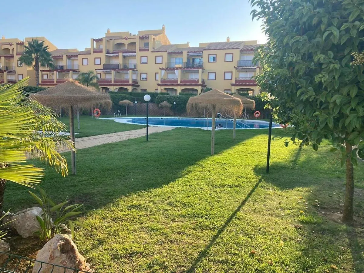 Charming 2-Bed Apartment Near Ayamonte With Pool
